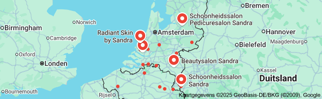 Sandra: Uw Ervaren Schoonheidsspecialiste voor Een Stralende Verzorging