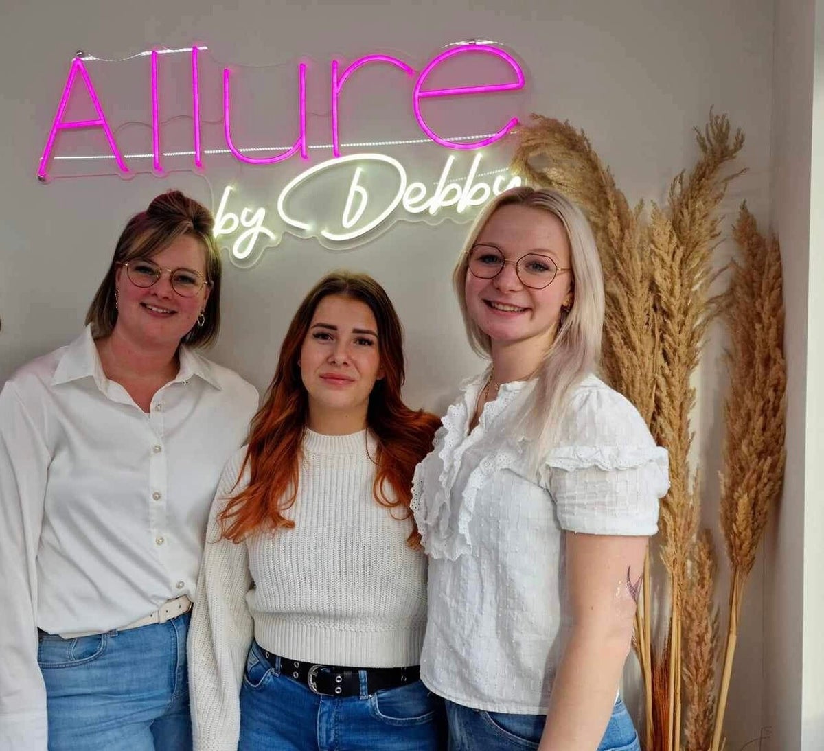 Verwen uzelf bij Debby Schoonheidssalon: Ontspanning en Luxe op Maat