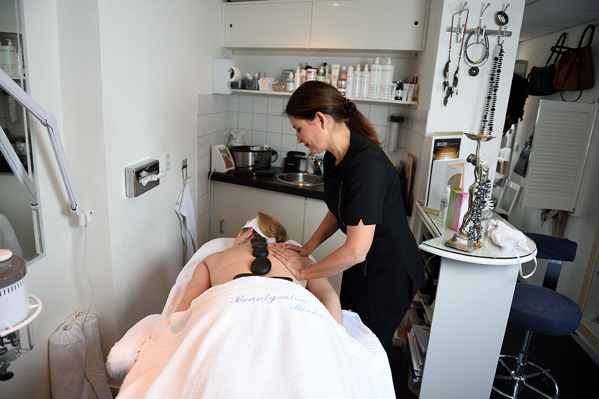 Ontdek de Luxe van Schoonheidssalon Koersel: Verwennerij in Stijl