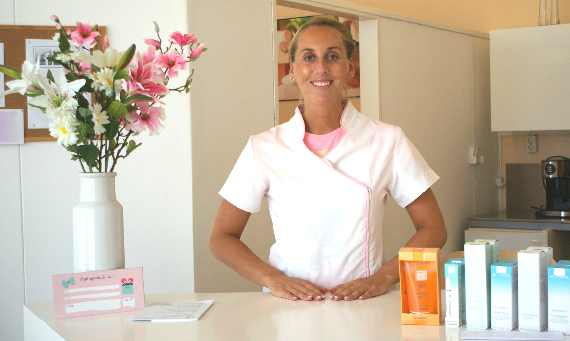 schoonheidsspecialiste en pedicure
